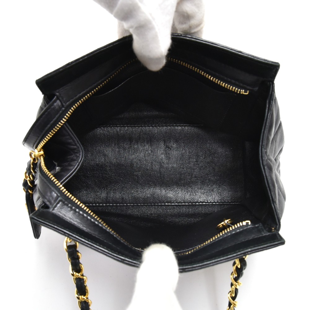 Chanel CHANEL Mina Mass Turn Rock Chain Shoulder Bag Leather Black P10 –  NUIR VINTAGE
