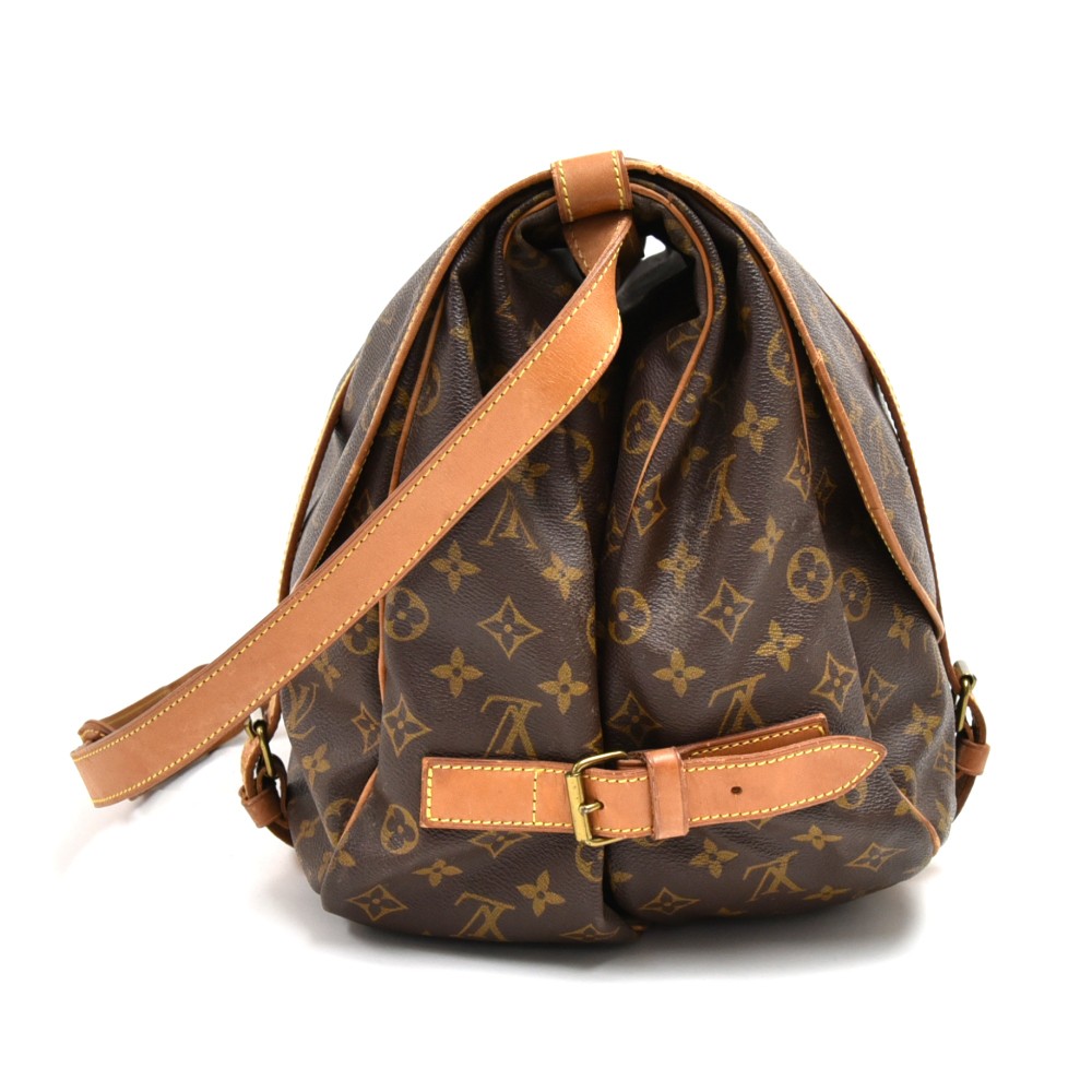 Buy Authentic Pre-owned Louis Vuitton Saumur 43 GM Compartment Messenger Crossbody  Bag M42252 140385 from Japan - Buy authentic Plus exclusive items from  Japan