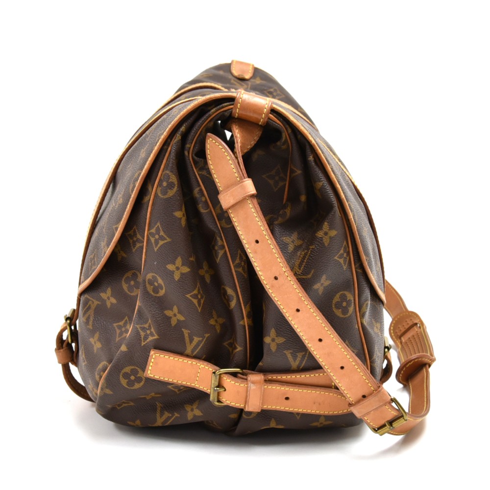 Louis Vuitton Saumur Monogram 43 Gm Saddle 869500 Brown Canvas Messenger Bag  For Sale at 1stDibs