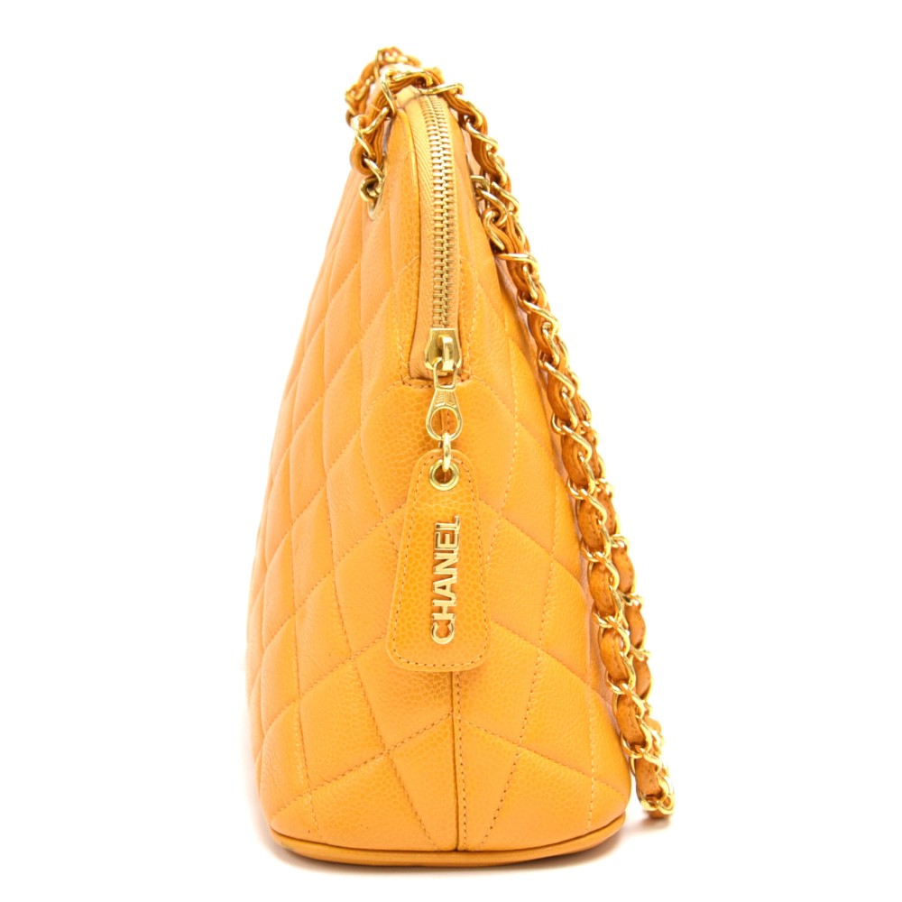 Vintage cc chain leather tote Chanel Yellow in Leather - 27729095