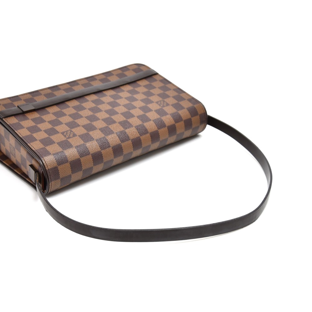 Louis Vuitton Tribeca Long, Luxury, Bags & Wallets on Carousell