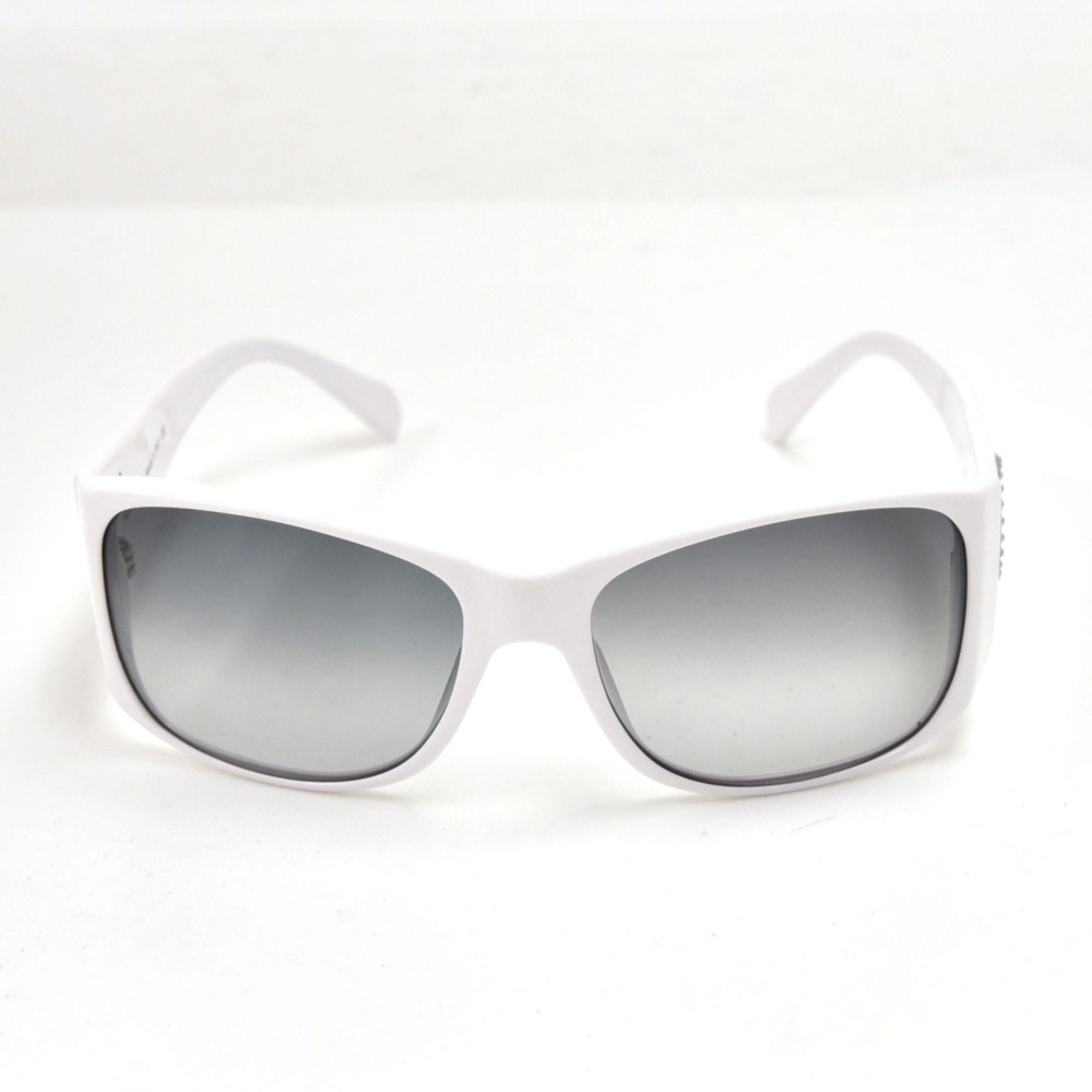 Chanel Chanel White Mini Pearl & Enamel CC Logo Square Sunglasses ...