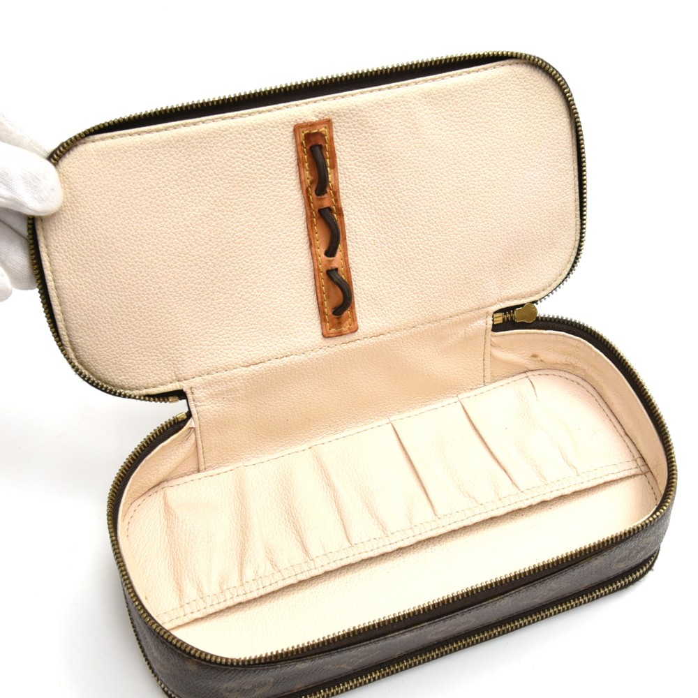 Louis Vuitton Monogram Trousse Blush GM - Brown Cosmetic Bags, Accessories  - LOU791859