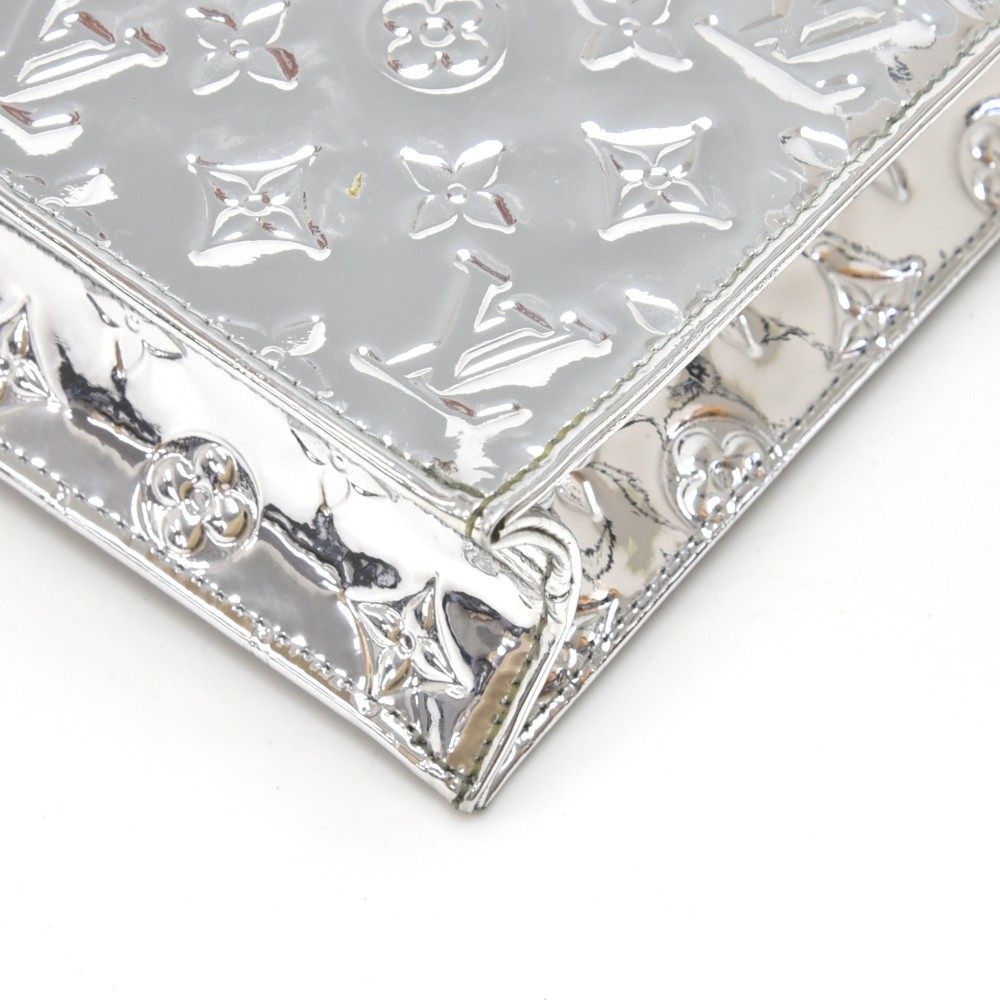 LOUIS VUITTON Monogram Miroir Sac Plat Silver — Restyled By Erin