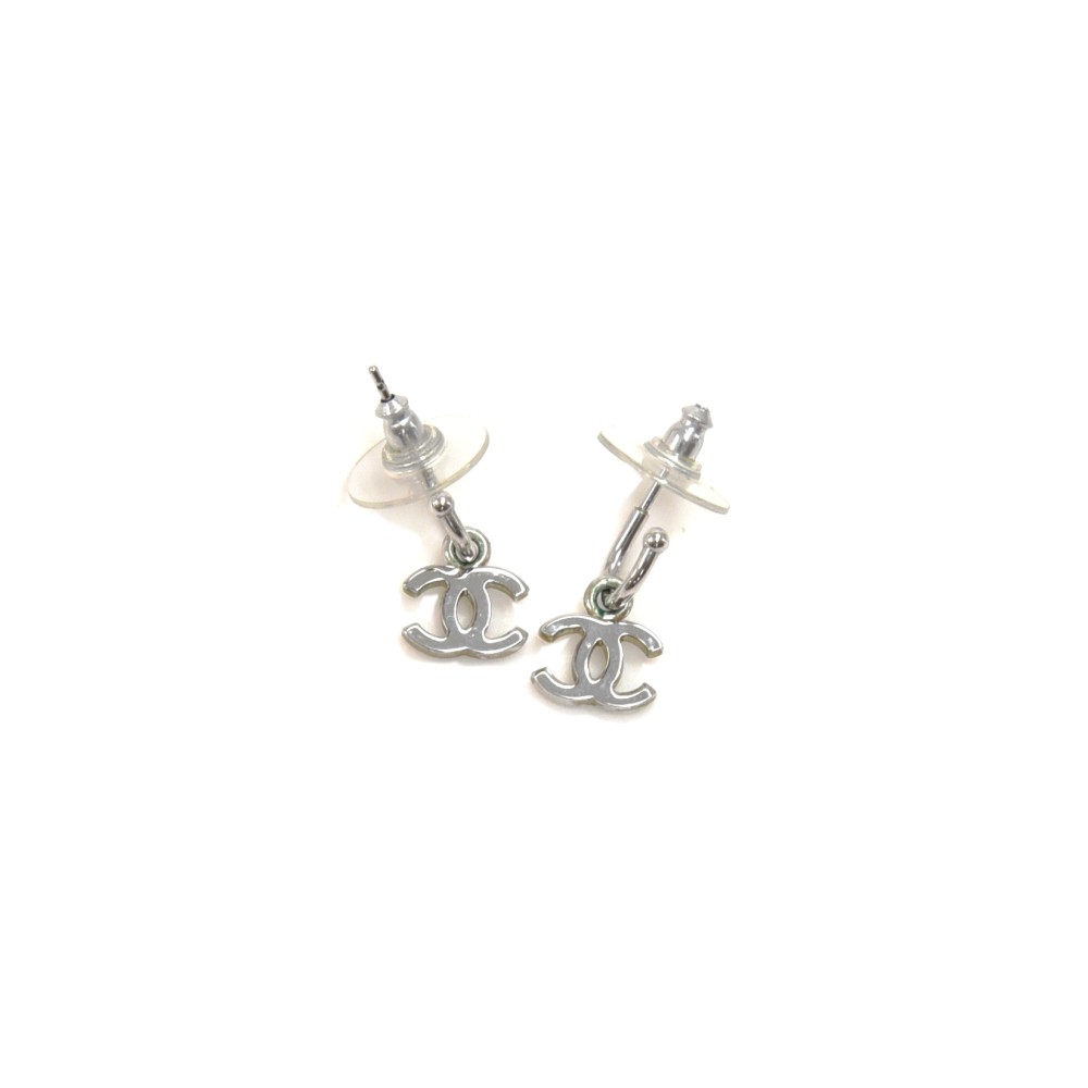 aprococo - CHANEL Silver and Black Enamel Dangle Earrings CC LOGO