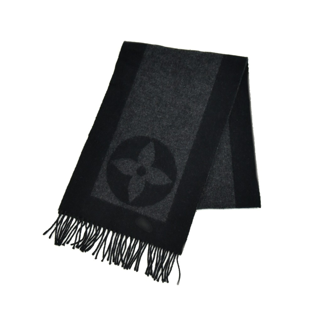 Louis Vuitton The Ultimate Scarf Black in Cashmere/Wool - US