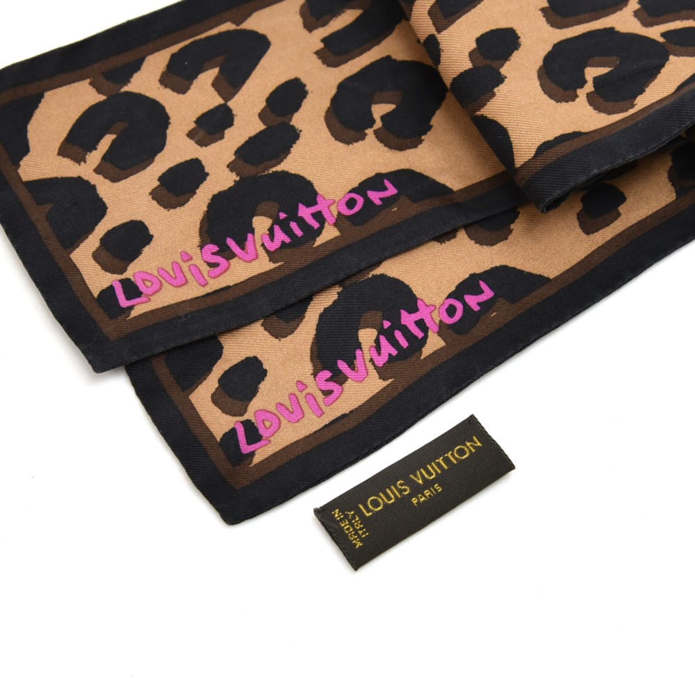 Scarf Louis Vuitton Bandeau Leopard Pattern Logo 118 x 8 cm 100% Silk