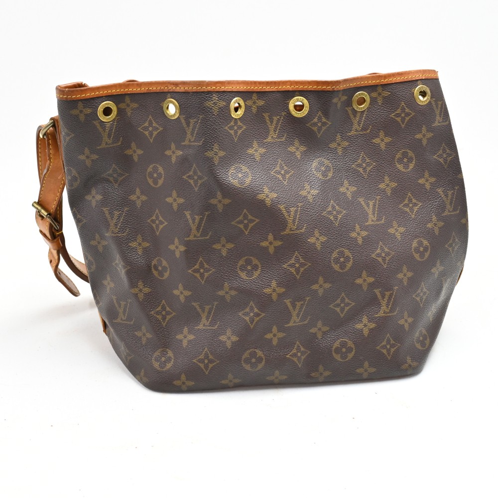 Authentic Louis Vuitton Petit Noe Monogram Shoulder Bag, Luxury, Bags &  Wallets on Carousell