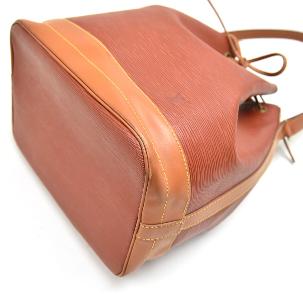 Louis+Vuitton+N%C3%A9oNo%C3%A9+Shoulder+Bag+MM+Brown+Canvas+Monogram for  sale online