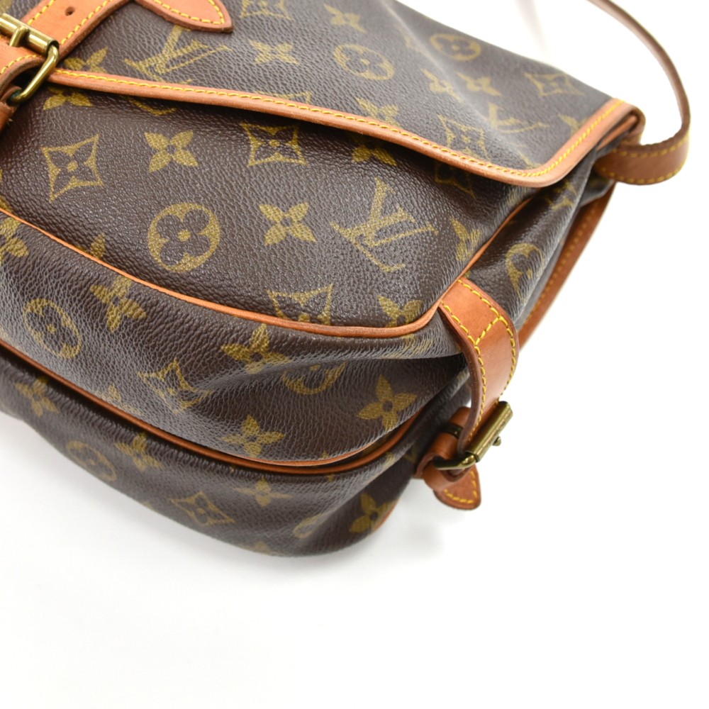 Louis Vuitton Vintage - Monogram Saumur Messenger PM - Brown - Leather  Handbag - Luxury High Quality - Avvenice