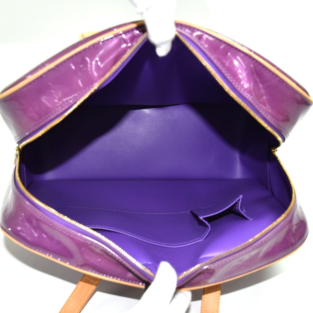 Sutton patent leather handbag Louis Vuitton Purple in Patent leather -  30896255