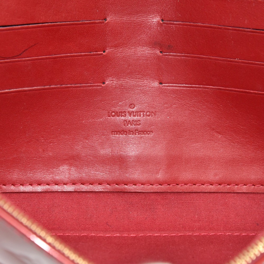 LOUIS VUITTON SUNSET BOULEVARD RED MONOGRAM VERNIS LEATHER CLUTCH/ SHO –  BLuxe Boutique