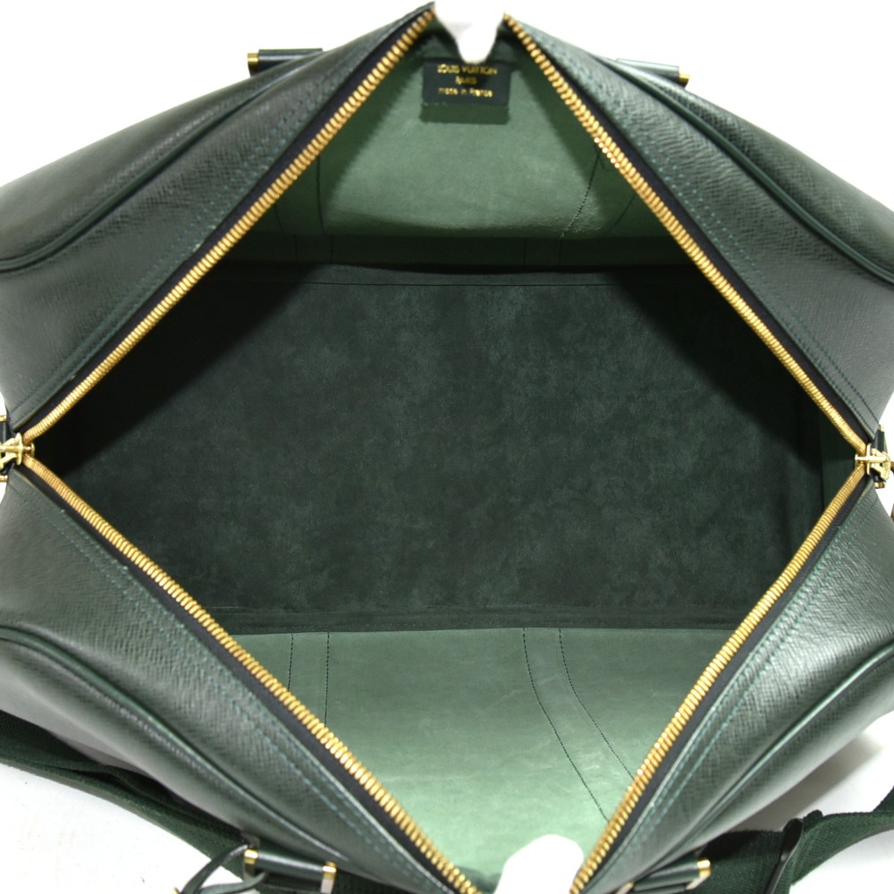 Louis Vuitton, Bags, Louis Vuitton Boston Taiga Kendall Duffle Bag Verde  With Authentic Lv Shoulder