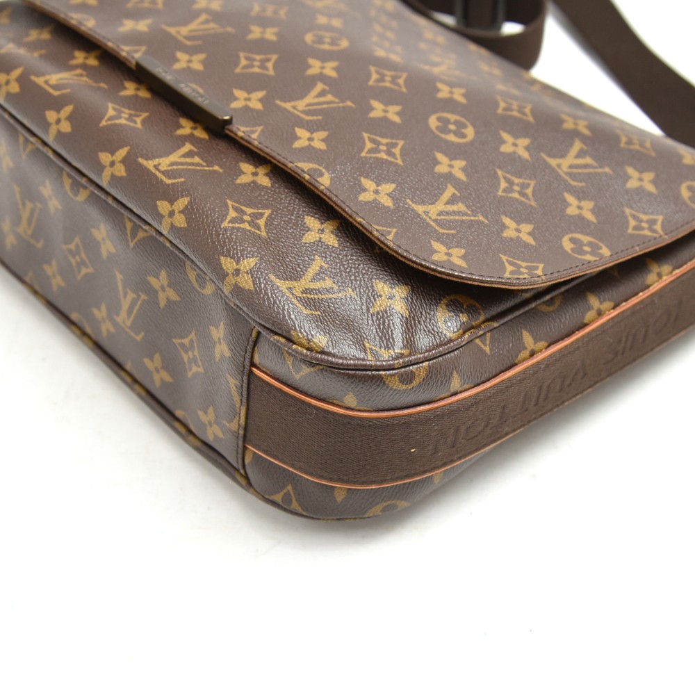 Louis Vuitton, Bags, Louis Vuitton Louis Vuitton Monogram Macassar  District Mm Shoulder Bag M4934