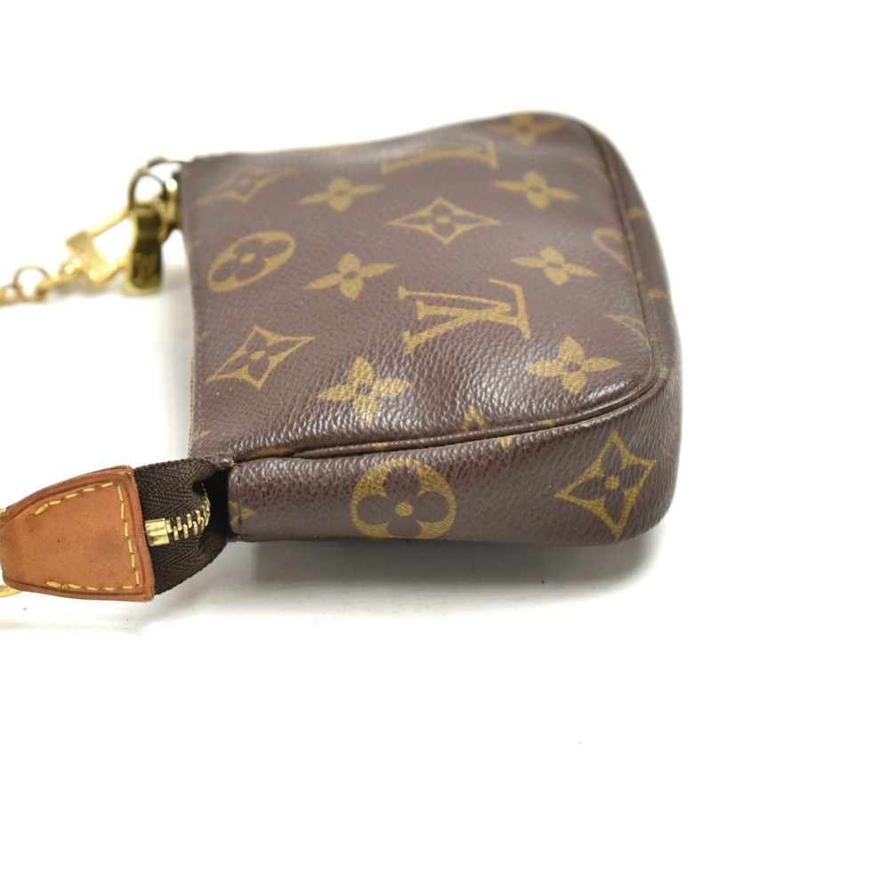 Louis Vuitton Monogram Escale Mini Pochette Accessoires - Mini Bags,  Handbags - LOU573699