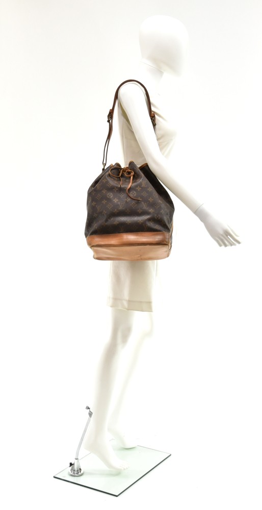 Louis Vuitton Vintage Shoulder bag 365388