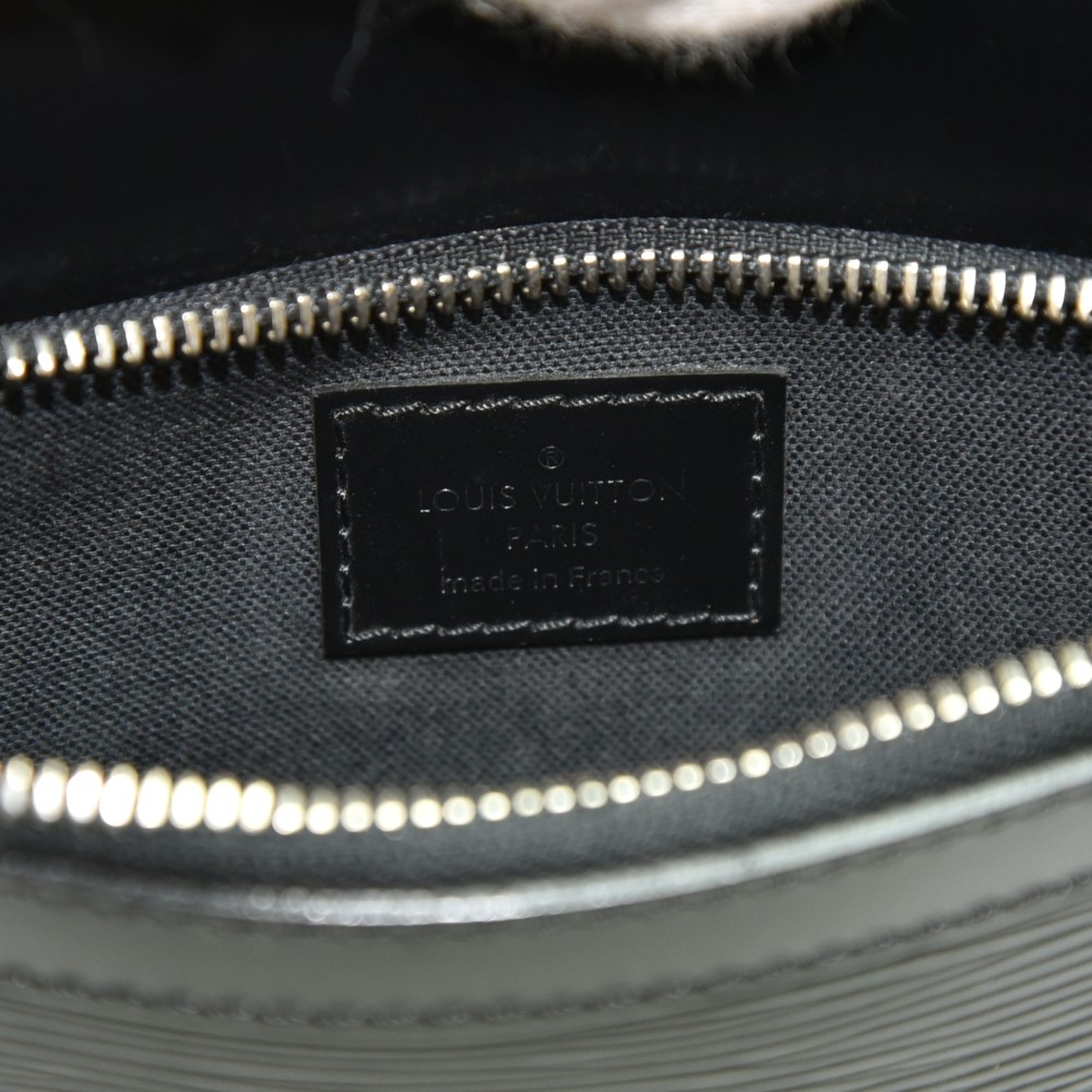Louis Vuitton Louis Vuitton Osh Black Epi Leather Clutch Wristlet Bag
