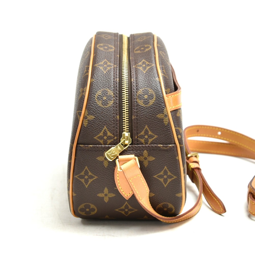 RDC12535 Authentic Louis Vuitton Vintage LV Monogram Blois Shoulder Bag