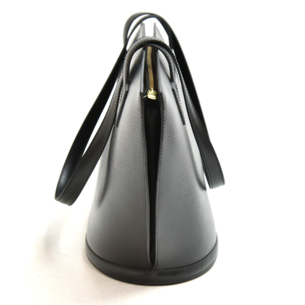 Louis Vuitton Black Epi Saint Jacques GM Long Strap Leather ref.918378 -  Joli Closet