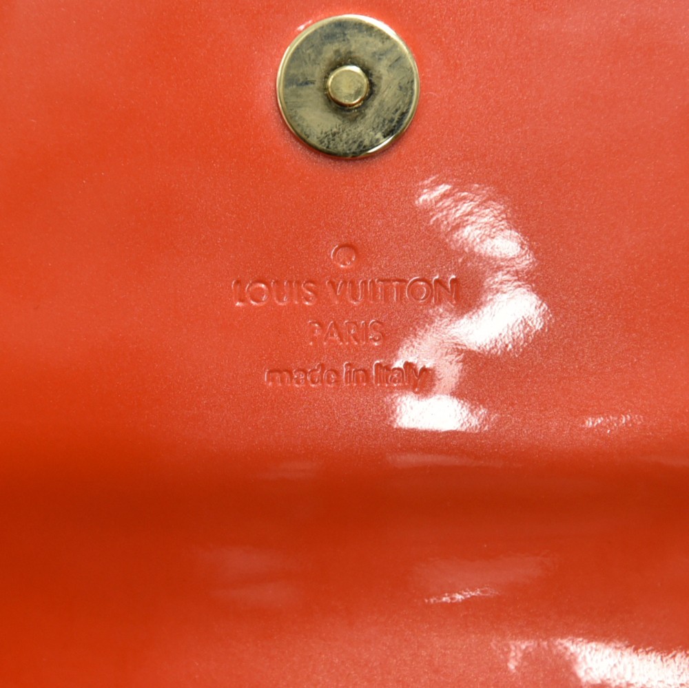Louis Vuitton Rouge Grenadine Vernis Sobe Clutch Louis Vuitton