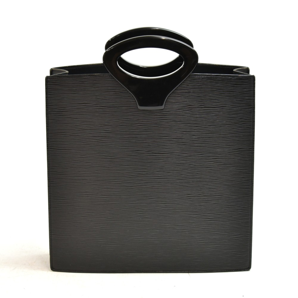 Louis Vuitton Epi Leather An Elegant and Modern Style  LOUIS VUITTON 