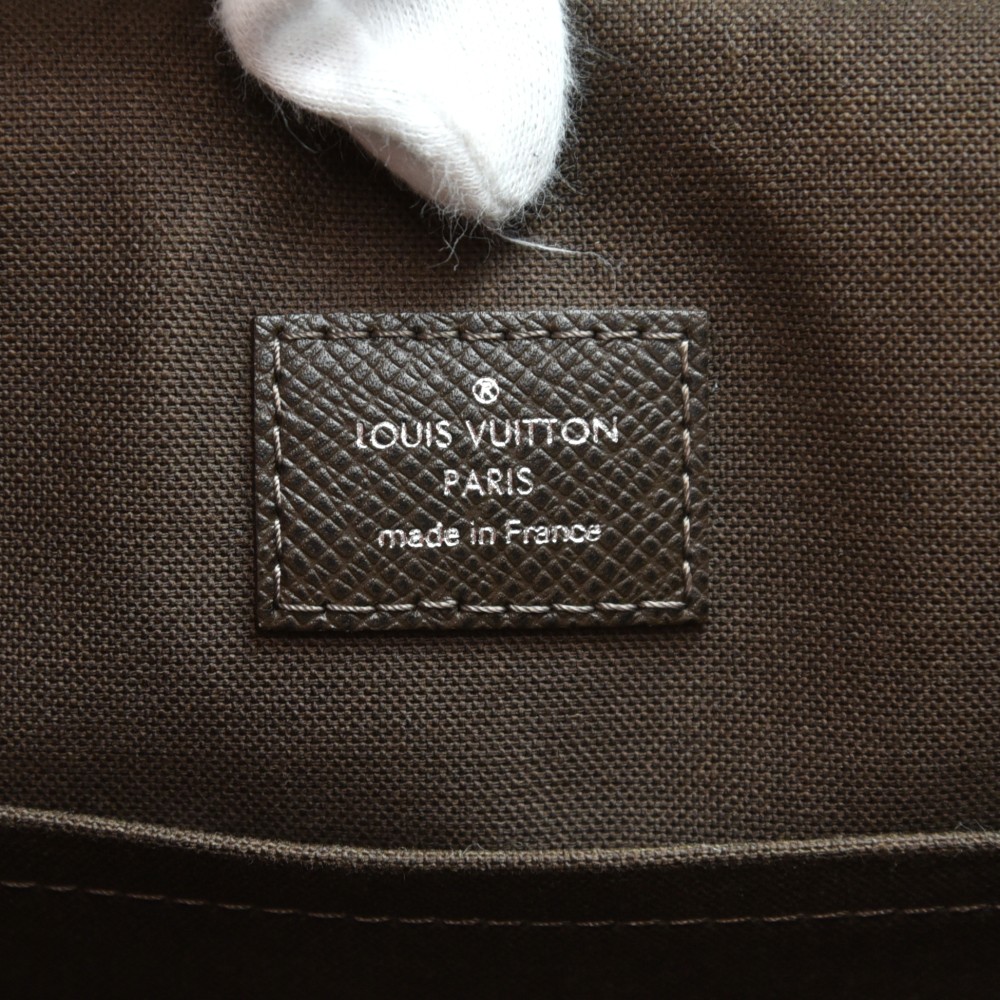 Louis Vuitton Louis Vuitton Andrei Dark Brown Taiga Leather