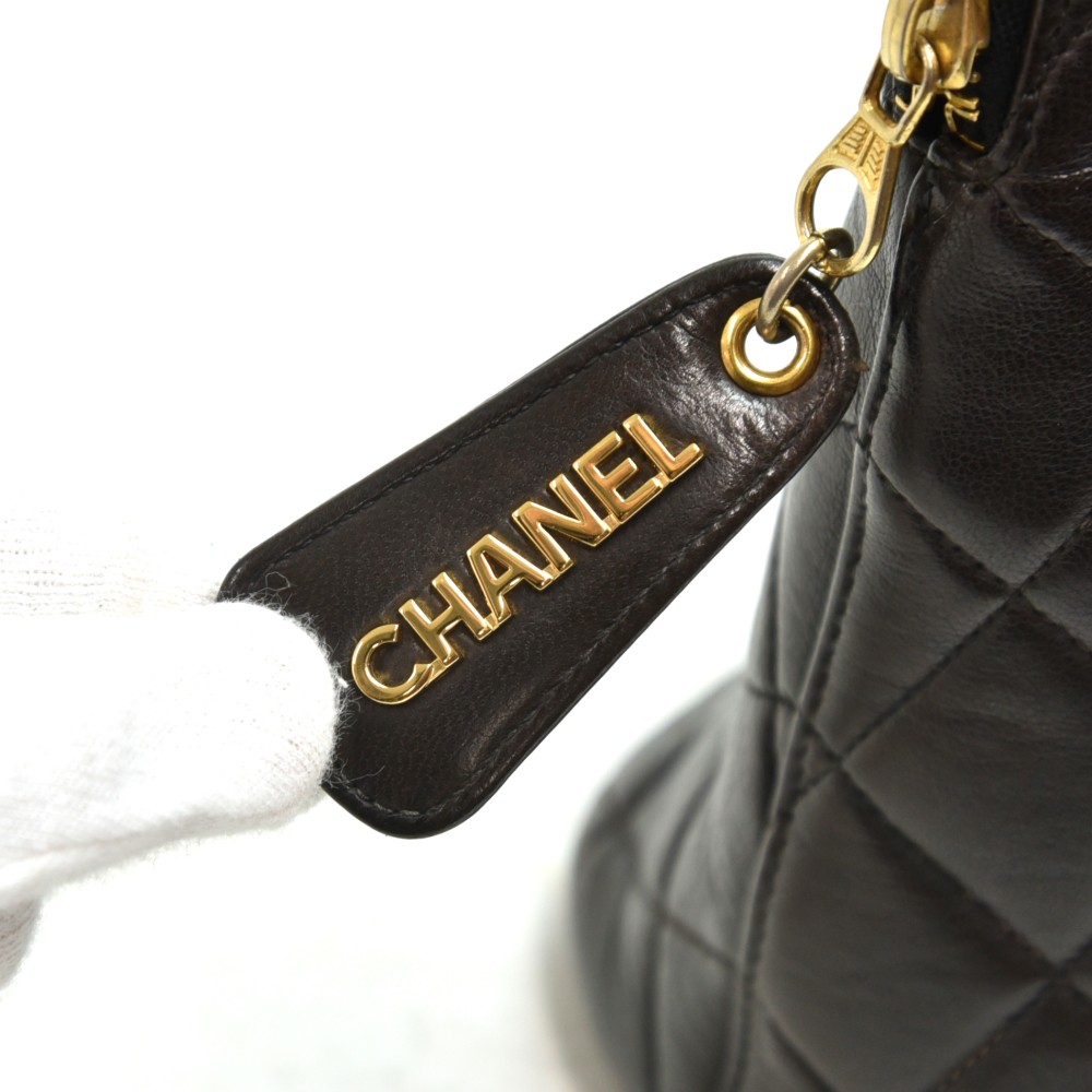 Chanel Victory Peace Mini-Tasche Lammleder Schwarz