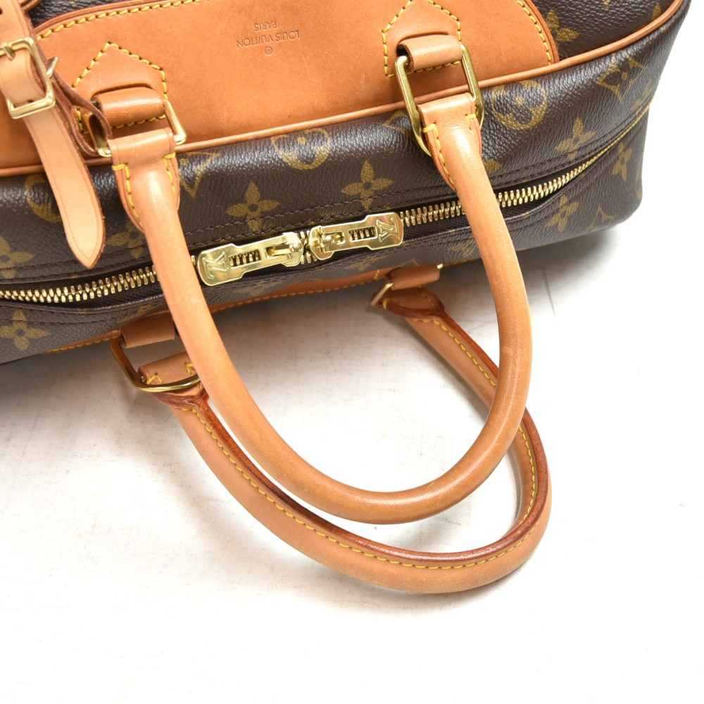 Vintage Authentic Louis Vuitton Deauville monogram handbag for Sale in  Chino, CA - OfferUp