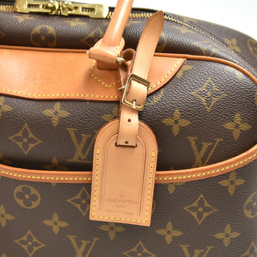 Louis Vuitton Louis Vuitton Deauville Monogram Canvas Handbag