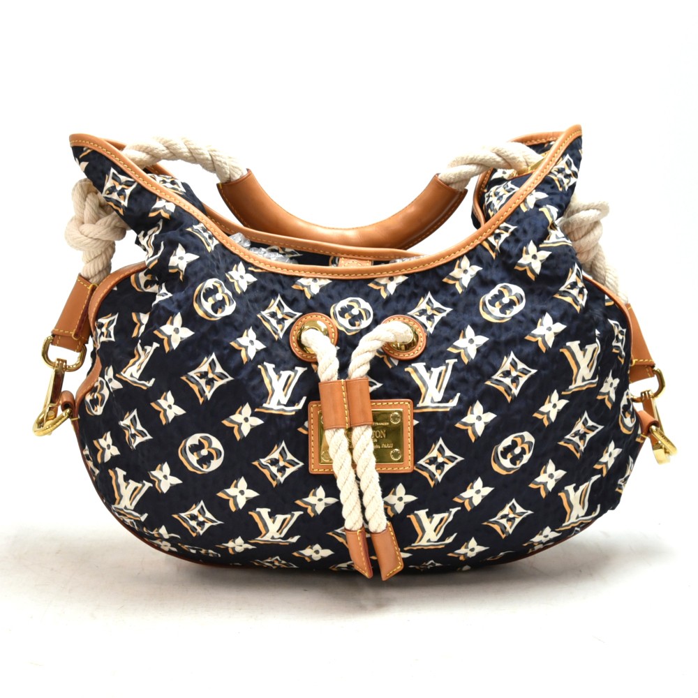 Pre-owned Louis Vuitton Shoulder Bag In Navy