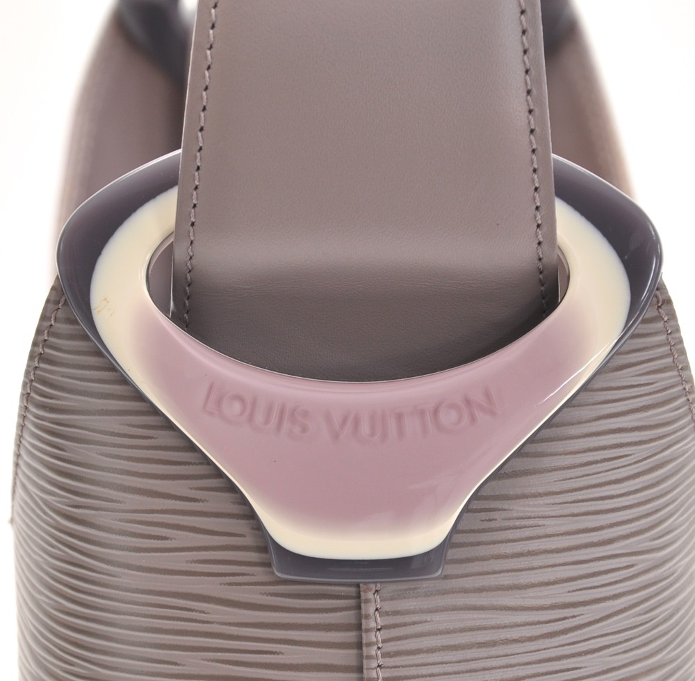 Louis Vuitton Lilac Epi Leather Verseau Bag ○ Labellov ○ Buy and Sell  Authentic Luxury