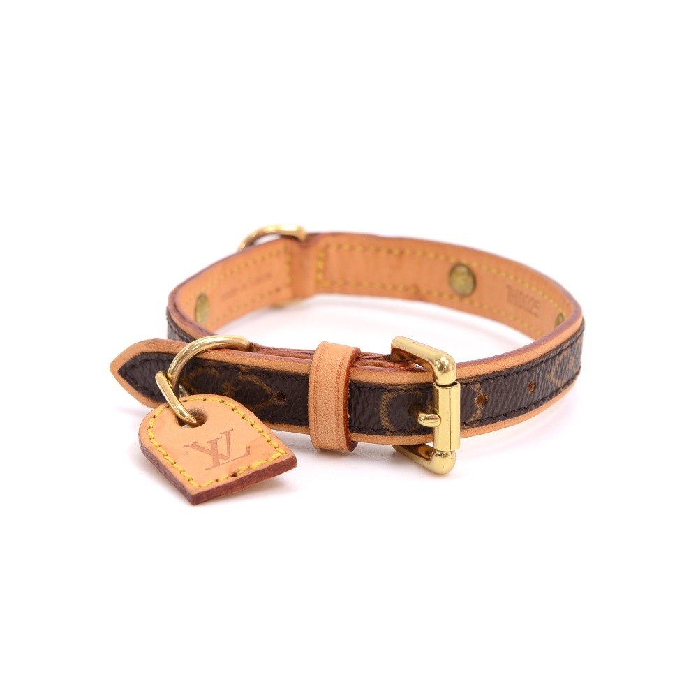 Shop Louis Vuitton MONOGRAM Baxter dog collar pm (M80340) by
