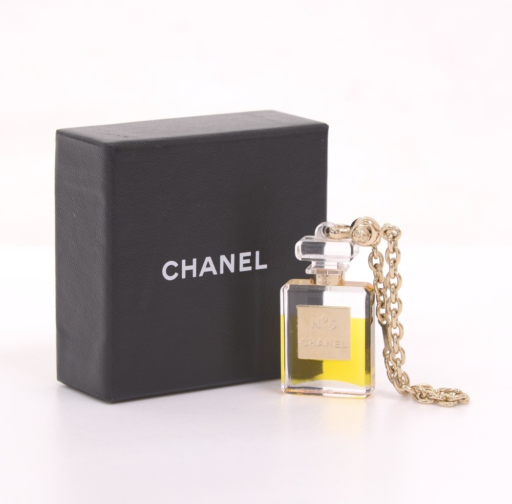 chanel charm perfume