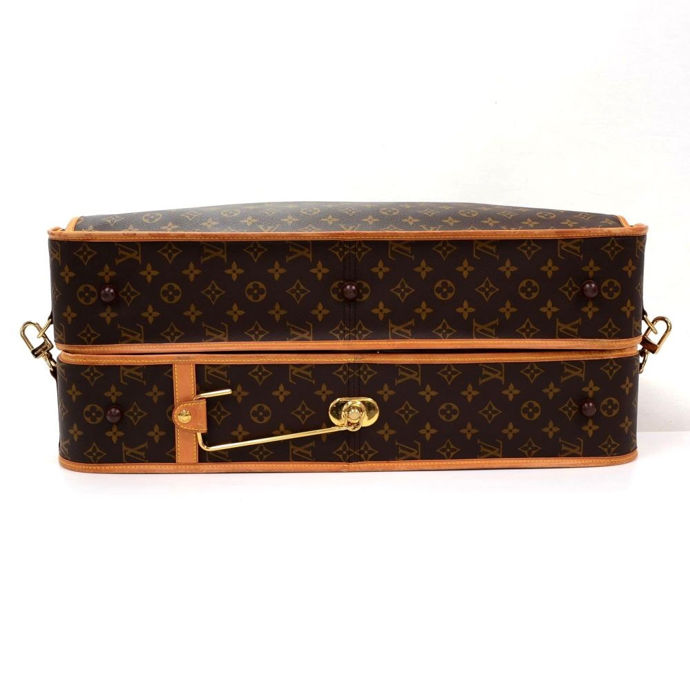 Louis Vuitton Portable Cinq Cintre Garment Case M23412 – Timeless