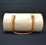 Louis Vuitton White Vernis Leather Bedford Handbag LA708