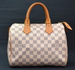 Louis Vuitton White Damier Azur Canvas Speedy 25 Handbag LA694