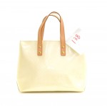 LV138 Louis Vuitton Reade PM White Vernis Leather Hand Bag
