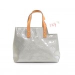 LV139 Louis Vuitton Reade PM Silver Vernis Leather Hand Bag