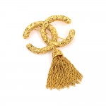Vintage Chanel Gold Tone Chain Fringe CC Logo Pin Brooch
