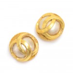 Vintage Chanel Gold -Tone Round CC logo earrings