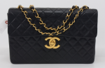 Q-50 Chanel 13inch Maxi Jumbo Black Quilted Leather Shoulder Flap Bag