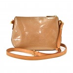 Louis Vuitton Minna Street Beige Noisette Vernis Leather Crossbody Bag