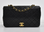 G-5 Chanel 9" Ex Black Quilted Leather Flap Shoulder Bag