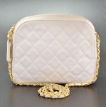 Chanel White Quilted caviar leather shoulder bag Gold Chain CC X701