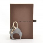 Louis Vuitton Cup Limited Kiwi gray key holder Pad lock V45