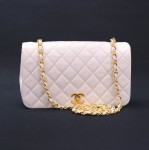 Vintage Chanel White Quilted Leather Shoulder Bag Ex