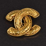 Vintage Chanel Gold Tone CC Logo Brooch SS478