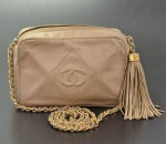 Chanel Quilted leather Shoulder Beige fringe chain bag CC X613