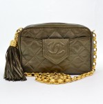 Chanel Green Shoulder Quilted Pouch With Gold Tone ChainFringe CC SS661