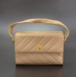 Chanel vintage Beige Quilted leather Handbag Gold CC X918